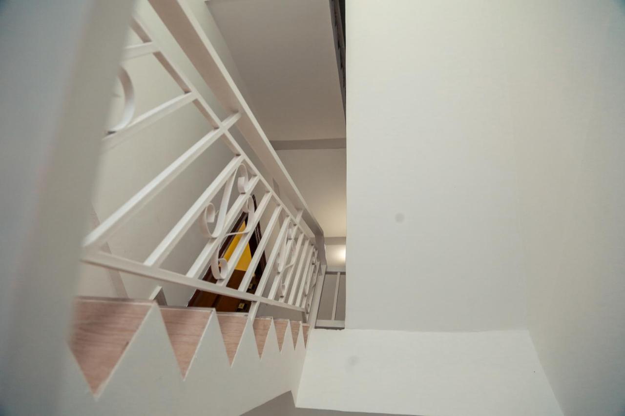 Stay Inn Hostel Phnom Penh Dış mekan fotoğraf